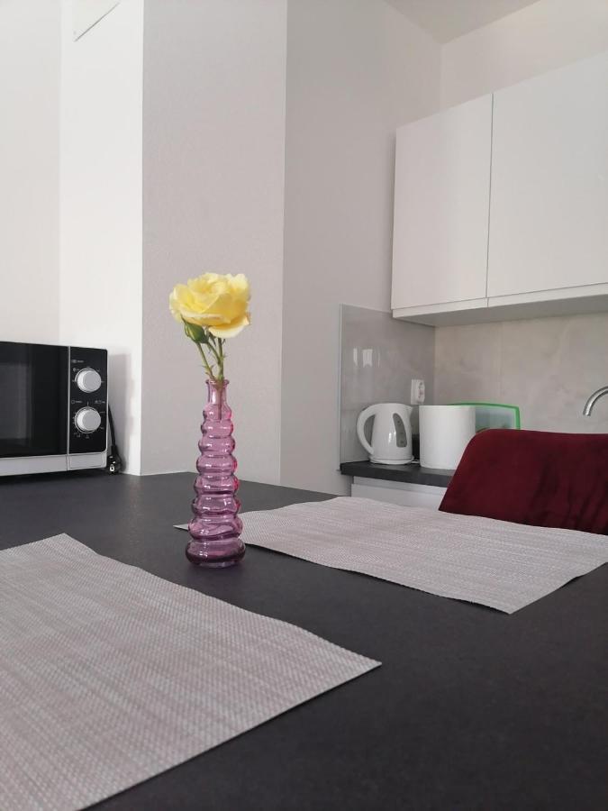 Leona Apartment Vidikovac, Пула Екстериор снимка