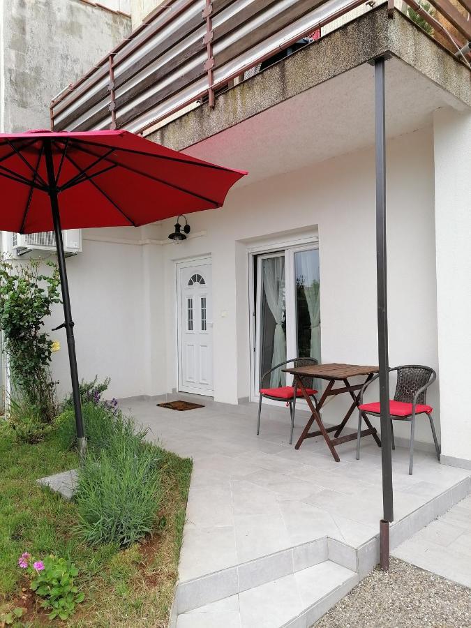 Leona Apartment Vidikovac, Пула Екстериор снимка